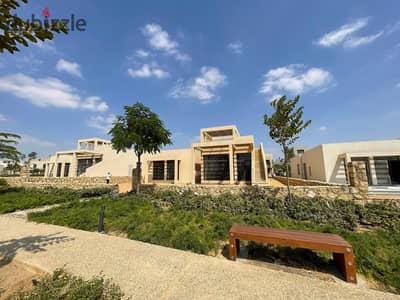 فيلا مستقلة للبيع في O West Whyt | موقع مميز | مساحة أرض 845 متر