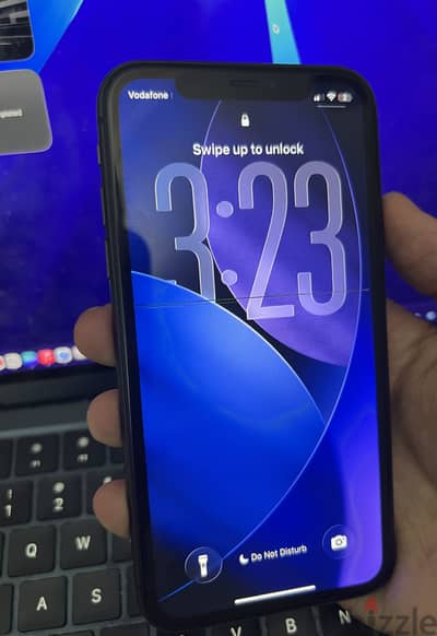Apple - iPhone 11