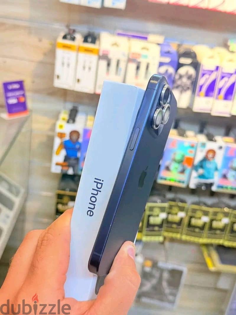 Apple - iPhone 15 Pro Max 3