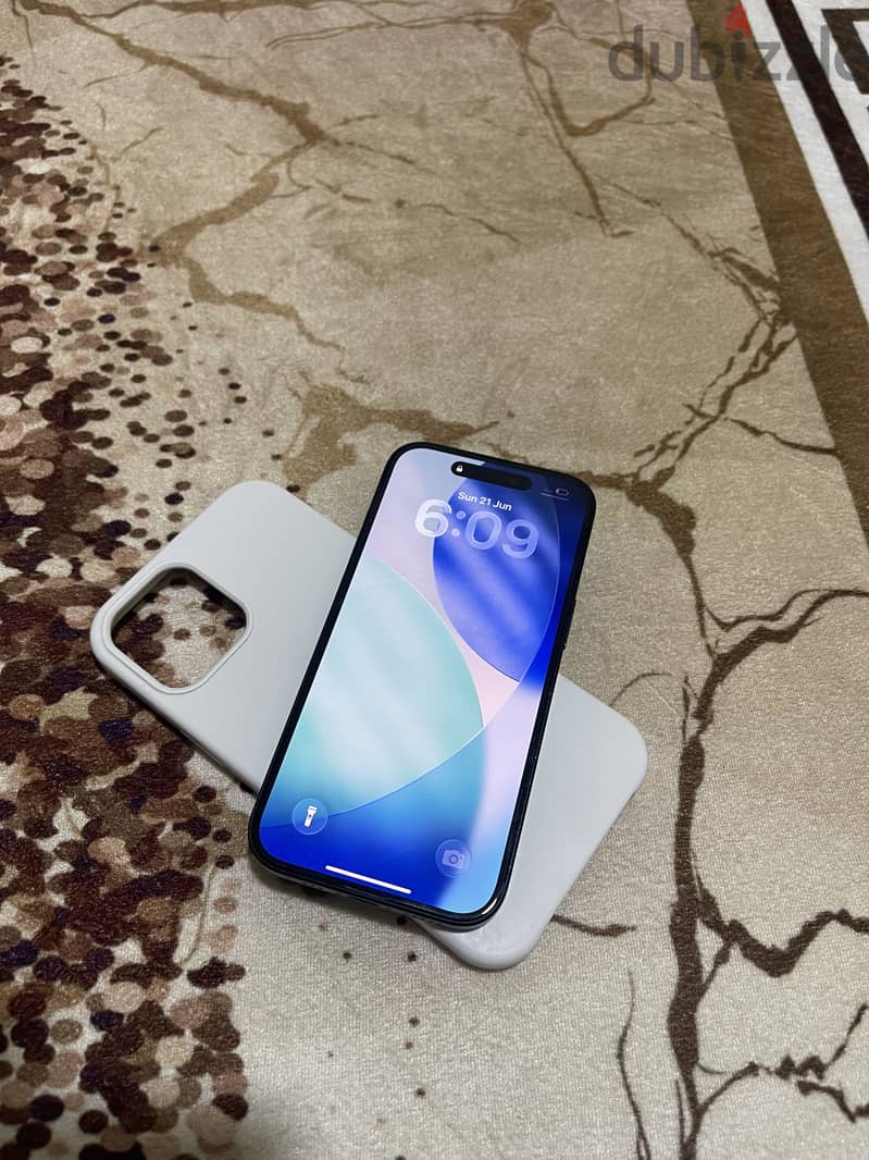 Apple - iPhone 15 1