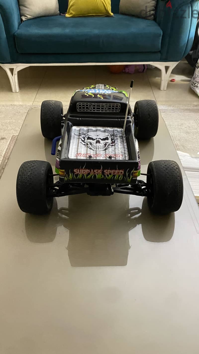 Rc car thunder tiger 1/8 scale 3