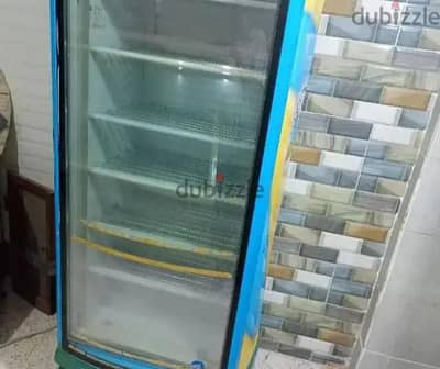 فريزر استراد ايطالي راسي 6 رف باب زجاج بومبيه شحنة شركة