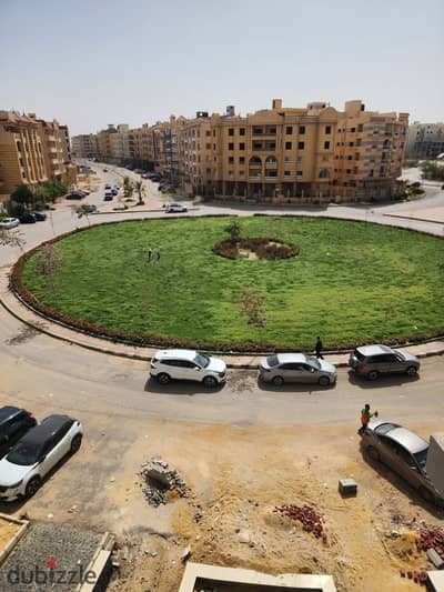 Apartment for rent with an open view of a garden, first occupancy, ultra super lux finishing in Lotus North. Apartment for rent with an open view of a garden, first occupancy, ultra super lux finishing in Lotus North.
