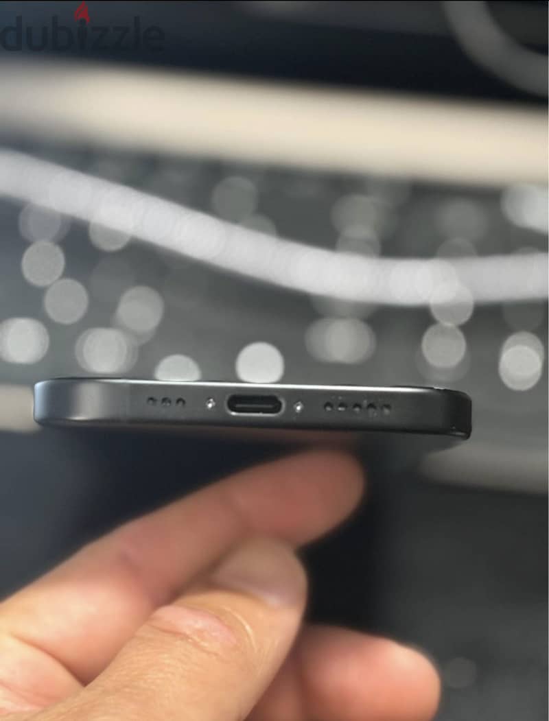 Apple - iPhone 16 Plus 8