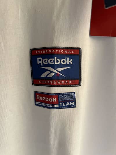 تيشيرت reebok اوريجينال جديد