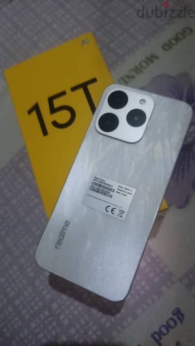 ريلمي 15t استعمال اسبوع يعتبر جديد مساحه 256 و8 بيع او بدل