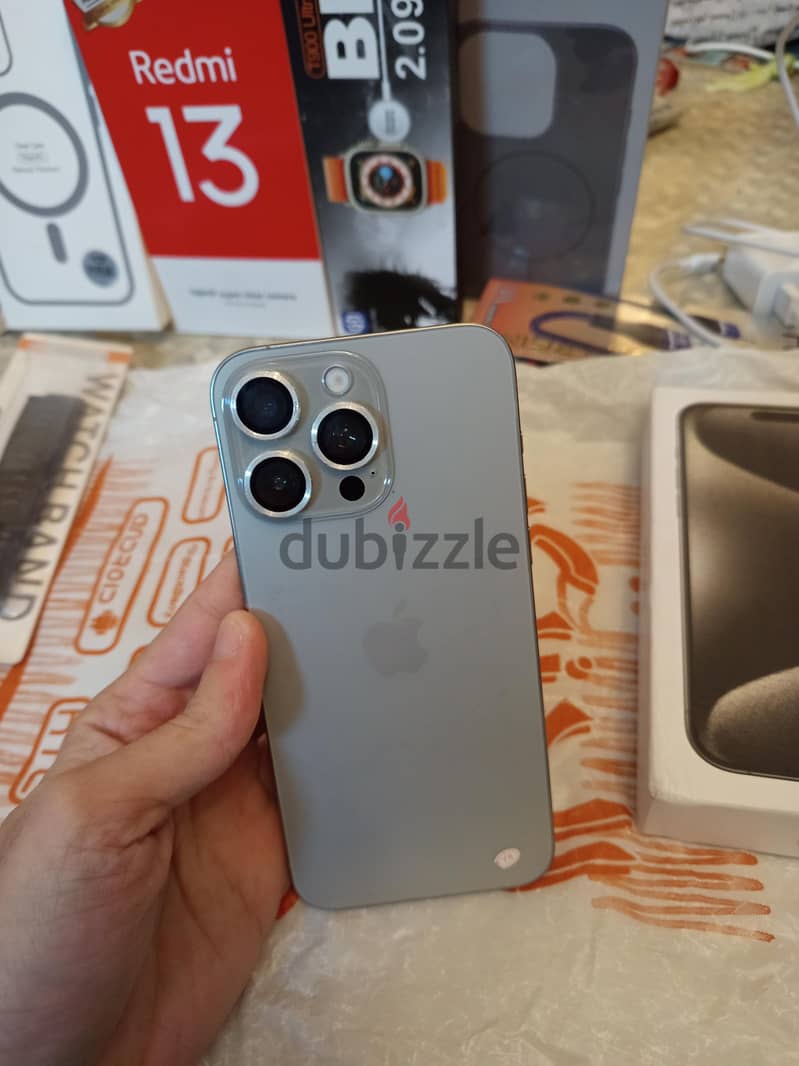 Apple - iPhone 15 plus 3