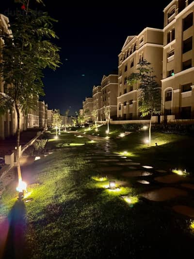 A ready-to-view apartment for immediate delivery and future accommodation in Future City with 3 rooms and 3 bathrooms, in a unique location and unique view in New Cairo. The price is a bargain and distinctive, with semi-finishing and a view of the lake.