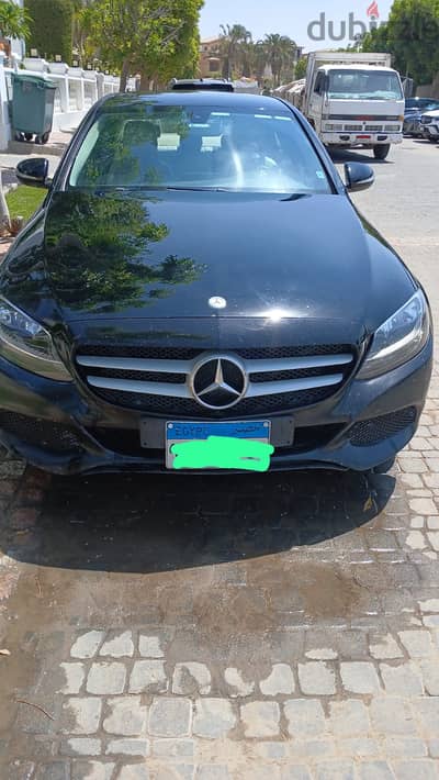 Mercedes-Benz C180 2015 1st