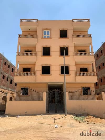 فرصة فريدة للسكن والاستثمار  شقة لقطة بالمنطقة الشمالية