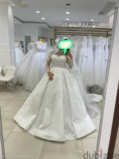 Wedding dress
