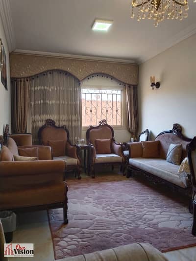 Apartment for sale in Little Investor Sheikh Zayed 135m Old loading Floor 5 " Elevator " Back 3 rooms 2 bathrooms Required 4M
