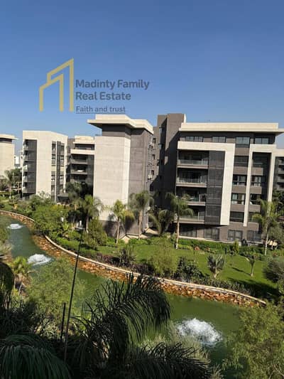 Apartment for sale in the Brevado Compound, 100m area, with parking and a view of the lakes, fully paid for everything