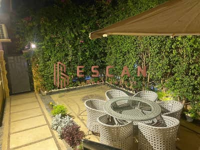 فرصه للسكن  لعشاق الفخامه والرقي  متاح للايجار في مدينة الرحاب  شقه مفروشه طابق ارضي مرتفع+حديقه خاصه