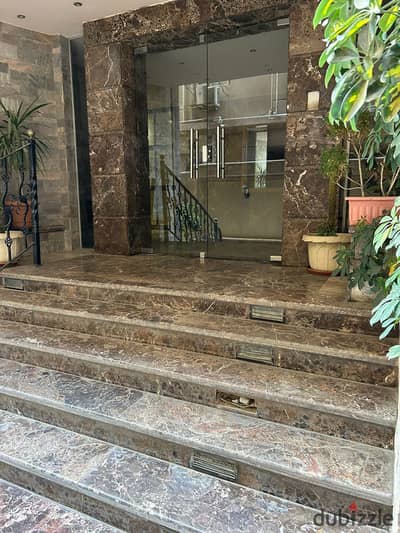 luxury  and beautiful  apartment fully furnished  for rent in shoyfat