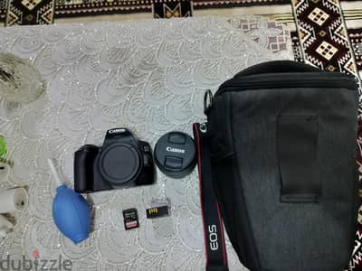 كاميرا كانون 250