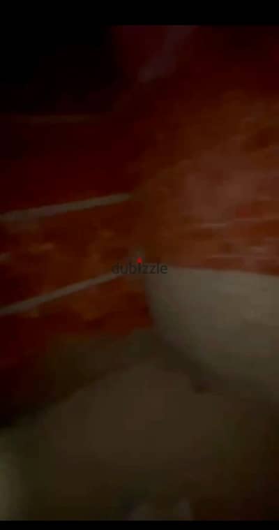 شقه في الحي التالت غرب مدينه الشروق