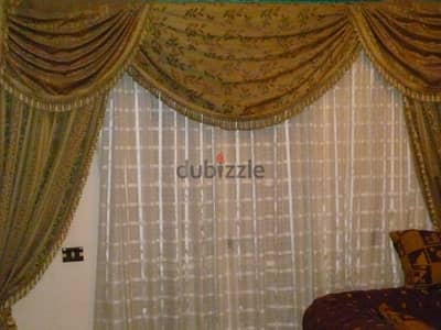 ستاره ريسبشن بالبلتكانه بتاعتها خشب