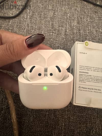Apple Airpods 4 (without Noice Cancellation)
