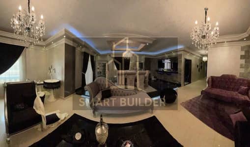 For sale, a building finished in the Fifth Settlement, Al Narges Buildings area, with an area of 660 meters. Each floor has two apartments, consisting of 5 floors, a basement, and a roof. A very distinctive location.