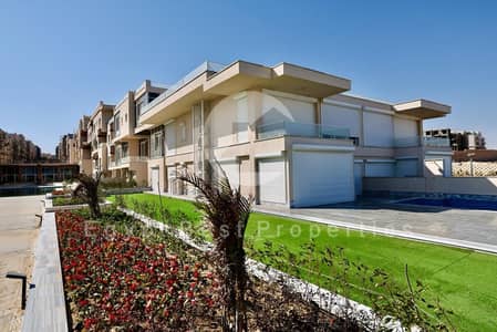 town house Fully finished ready to deliver at Direction white north coast