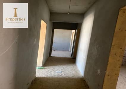 Apartment 130m facing north semi finished Hyde park