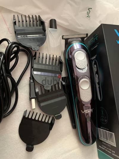 ماكينة حلاقة جديدة ماركة VGR V055