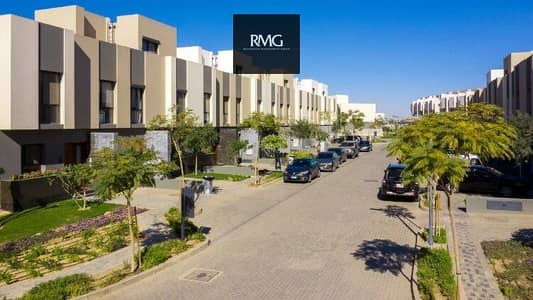 Townhouse for sale  in Alburouj / Alburouj compound