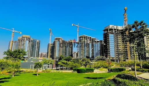 Immediate occupancy in Z Towers, 3-bedroom super deluxe apartment with air conditioning and kitchen, installment plan available.