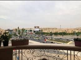On the main street, check in the buildings, between Al-Rehab and Al-Taseen, steps from the Al-Kababji Palace, an apartment of 150m with a façade and a private terrace, super lux.
