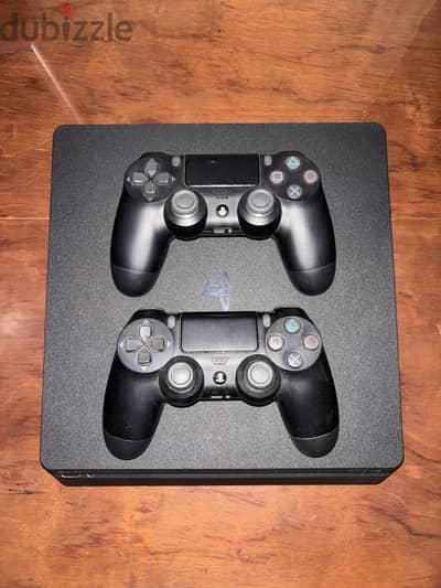 Ps4 slim like new