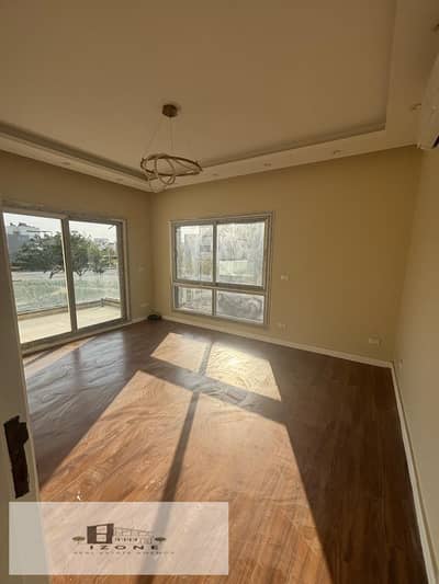 Stand Alone Villa 450sqm for Rent Fully Finished Hyde Park