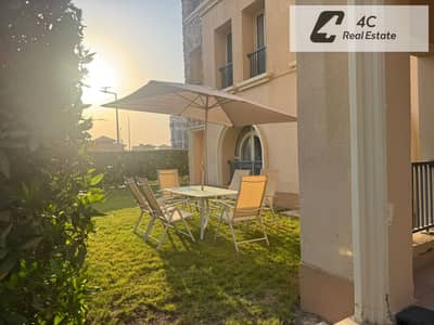 لسرعه البيع شقه 165م CORNER تشطيب الترا سوبر لوكس بالتكيفات-90 افينيو التجمع الخامس امام الجامعه الامريكيه جاهزه للمعاينه