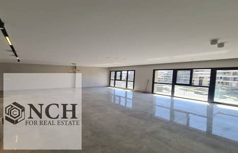 Luxury Apartment for Rent in Sky Condos villette