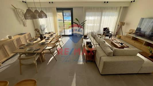 Finished chalet with private garden, ready with acs in Silver Sands - 2 bed