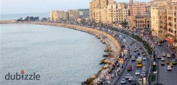 شقه للبيع في جليم ع البحر مباشر فرصه للسكن المميز