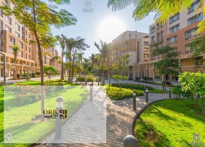 Pharmacy for sale in Nasr City, 97 sqm, Medical Building, 166 clinics, 4 labs, fully furnished, immediate delivery, 30% down payment