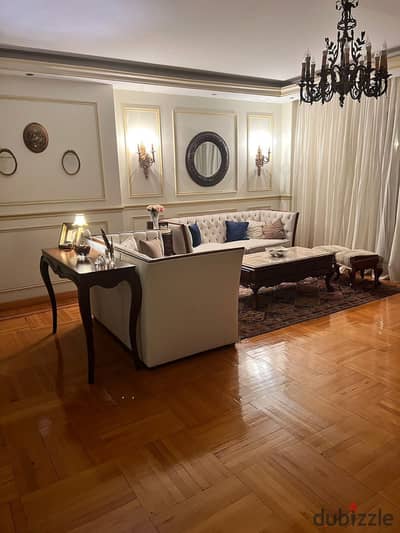 لإيجار سكني بكفر عبدو 240م 4 غرف