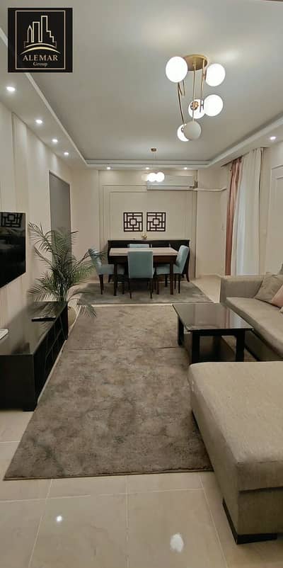 For sale in Madinaty B8, an apartment of 107 sq m, third floor, garden view, with some special finishing touches, in a clear neighborhood