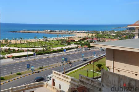 A distinctive duplex for sale in a strategic location – Super Lux finishing – A great deal!