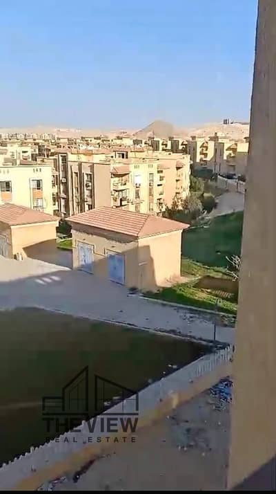 شقة مميزة للبيع 187متر بحصة في الأرض وإطلالة مباشرة على اللاندسكيب