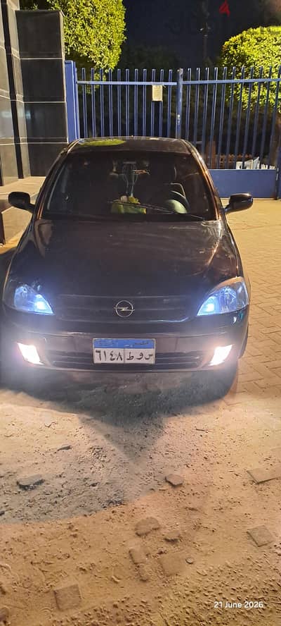 أوبل كورسا 2004