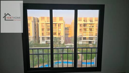 شقة 3 غرف نوم  في كمبوند فيفث سكوير المراسم  جاهزة للسكن ريسيل 180 مترمتشطبه نيو كايرو التجمع الخامس in Fifth Square Al Marasem New Cair