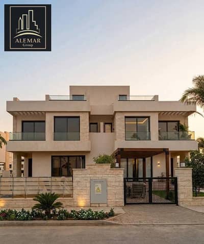 For sale in Noor Villa Q2, total contract price 10 million and 100 thousand, with a 14-year lease, delivery in 8 months.