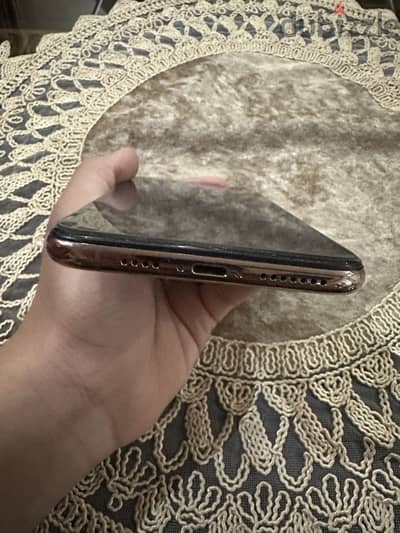 Apple - iPhone XS Max