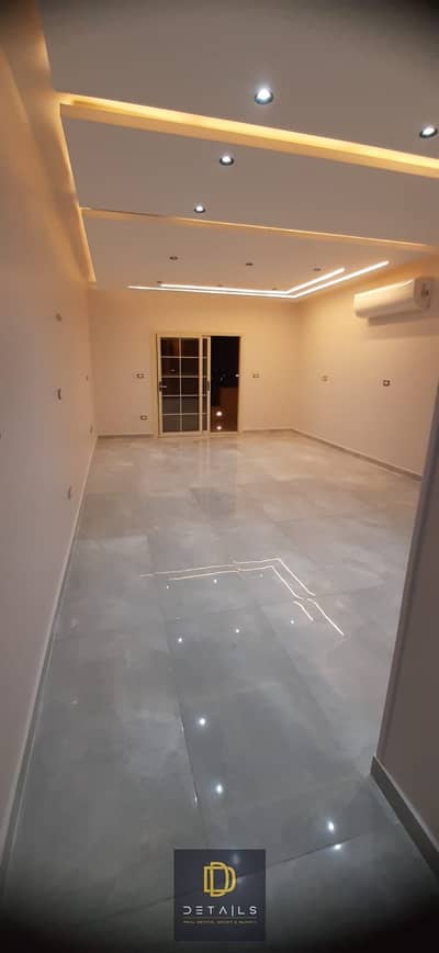 Unfurnished Apartment for Rent with Kitchen and Air Conditioners – First Occupancy, Super Lux Finishing, Open Sheikh Zayed View, Located in Phase 2 of