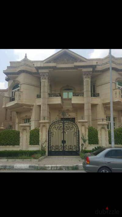 A Rare Investment and Residential Opportunity in the Heart of New Cairo – Luxurious Choueifat Villa! Are you looking for luxury and a strategic location all in one? We offer you a prime villa in the most prestigious area of "Choueifat," where elegance mee A Rare Investment and Residential Opportunity in the Heart of New Cairo – Luxurious Choueifat Villa! Are you looking for luxury and a strategic location all in one? We offer you a prime villa in the most prestigious area of "Choueifat," where elegance mee