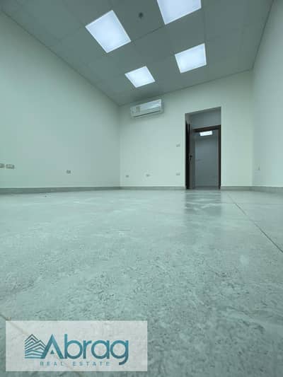For rent: 55 sq m fully finished administrative office with air conditioning, first use, Centro Mall, Sheikh Zayed