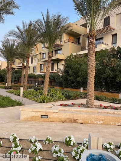 شقة للإيجار في Eastown | 190م | 3 Bedrooms | موقع مميز