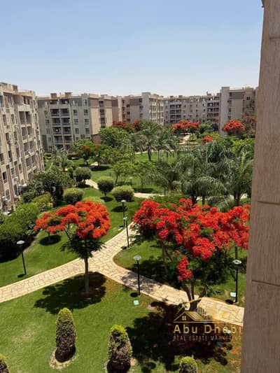 شـــقـــة لـلــبـيــع 69 مـــتــر بـــمـــديــنــتـي  بــــالــــــ B7 بــجــوار الــخــدمــات وبيــنـى مــاركــت مبـــاشـــرة • بالقــرب من الســاوث